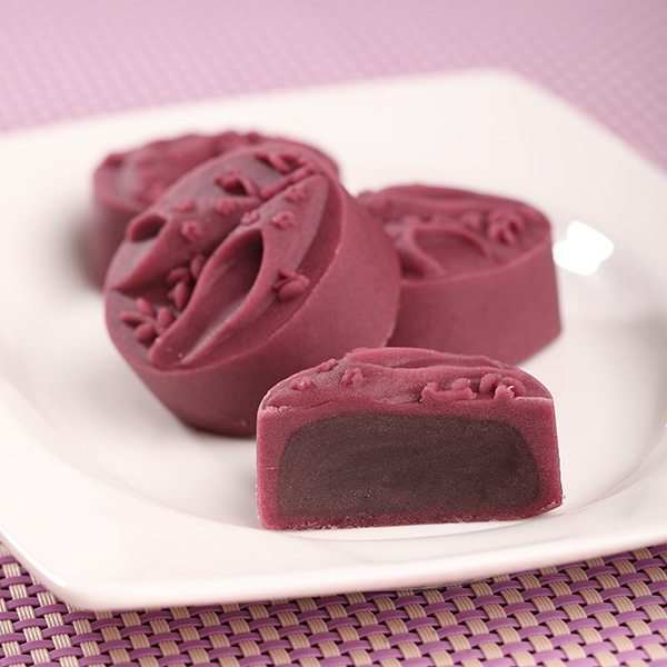 Purple Potato, Purple Rice, and Taro Fragrant Mooncakes